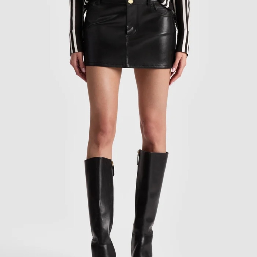 Alice + Olivia Laika Vegan Leather Mini Skirt - Picture 6 of 10